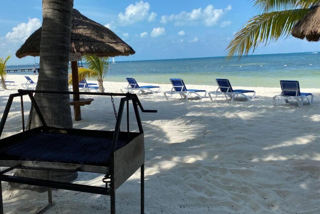 Oceanfront Condo Bm By Andiani Cancun Bagian luar foto