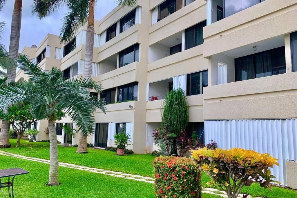 Oceanfront Condo Bm By Andiani Cancun Bagian luar foto